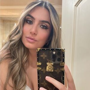 Meet your Posher, Madonna